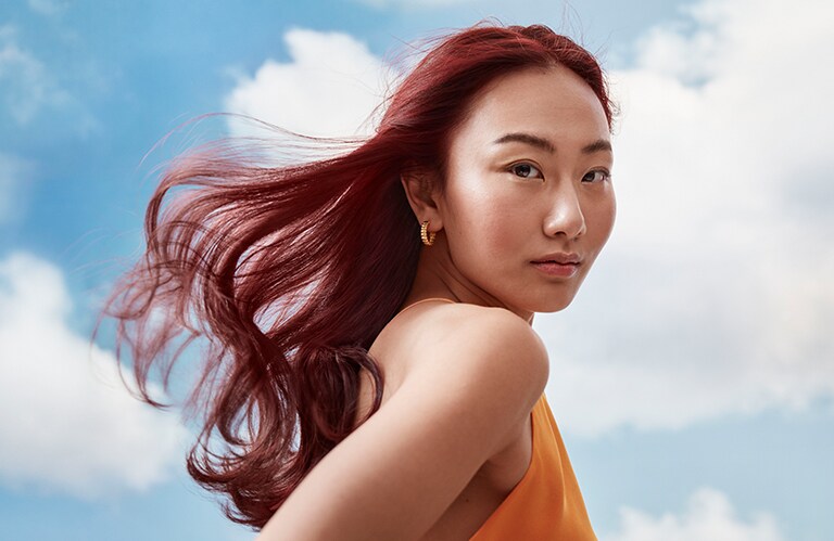 Aveda nutriplenish hair care model.