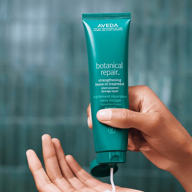 Plumps and protects fine hair from heat damage up to 450°F.