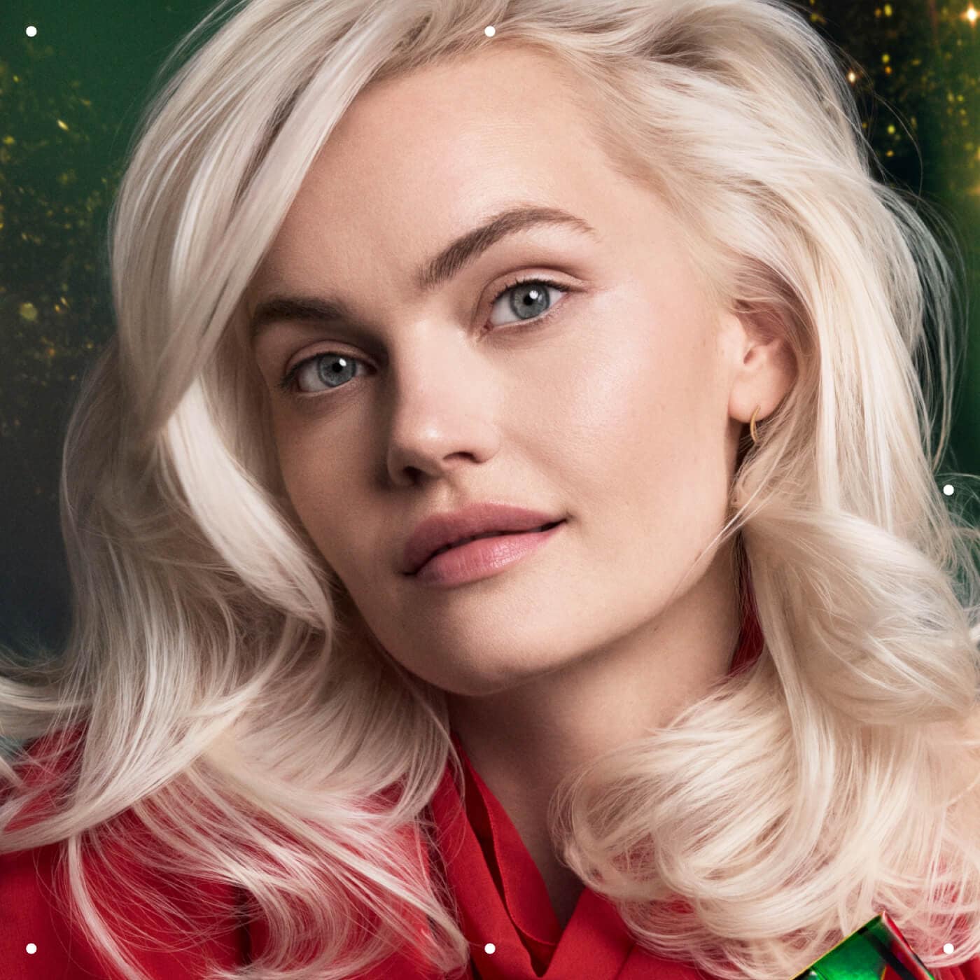 Create go-to looks with NEW Abundant Blowout Spray