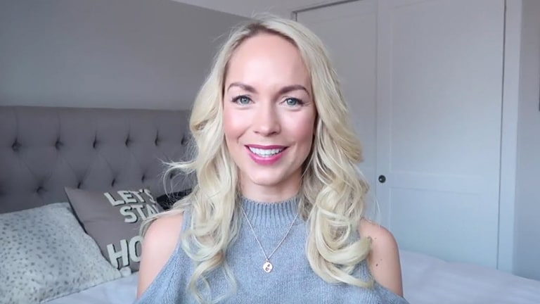 Click on video to demonstrate how to create flat iron curls